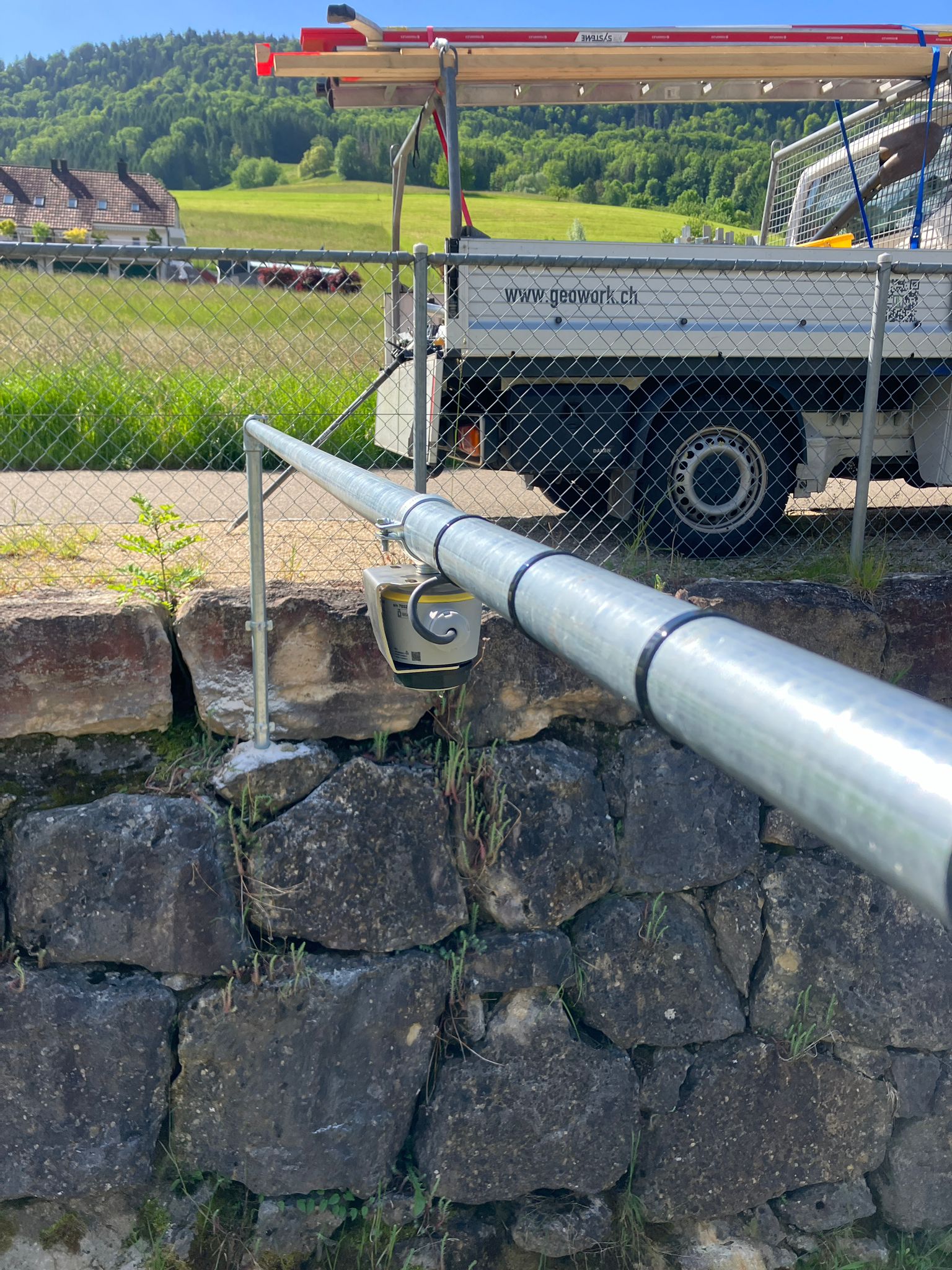 Installation mit Rohrgerüst